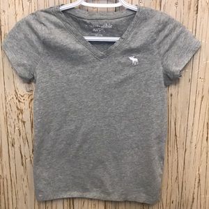 Gray Abercrombie T-shirt